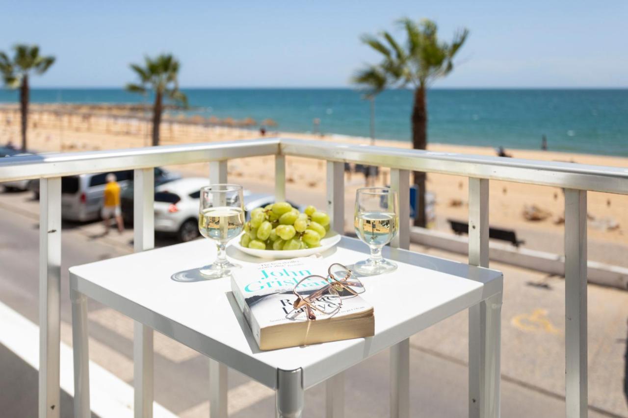 Centralgarve - Stunning Beach Front Studio - Astro Quarteira Dış mekan fotoğraf
